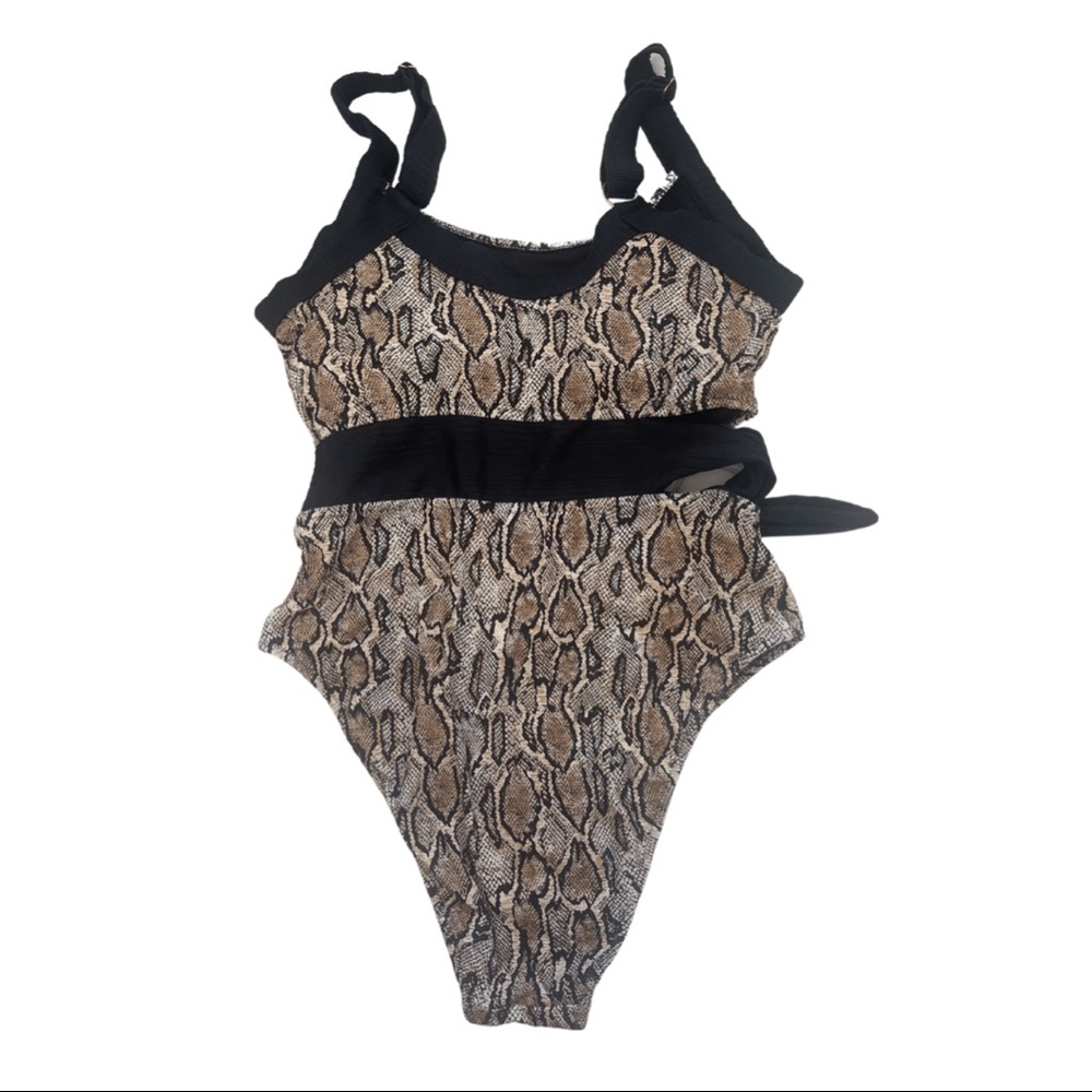 Jessica Simpson Swim - Picture 3 of 3